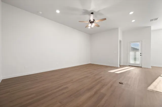 Photo 7 — 12004 Justice Avenue, Lubbock, TX 79424
