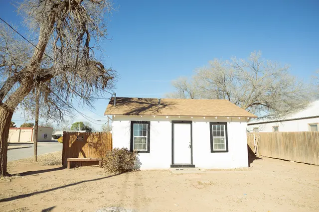 Front exterior — 921 W 11th Street, Littlefield, TX 79339