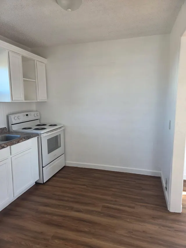 Photo 4 — 921 W 11th Street, Littlefield, TX 79339
