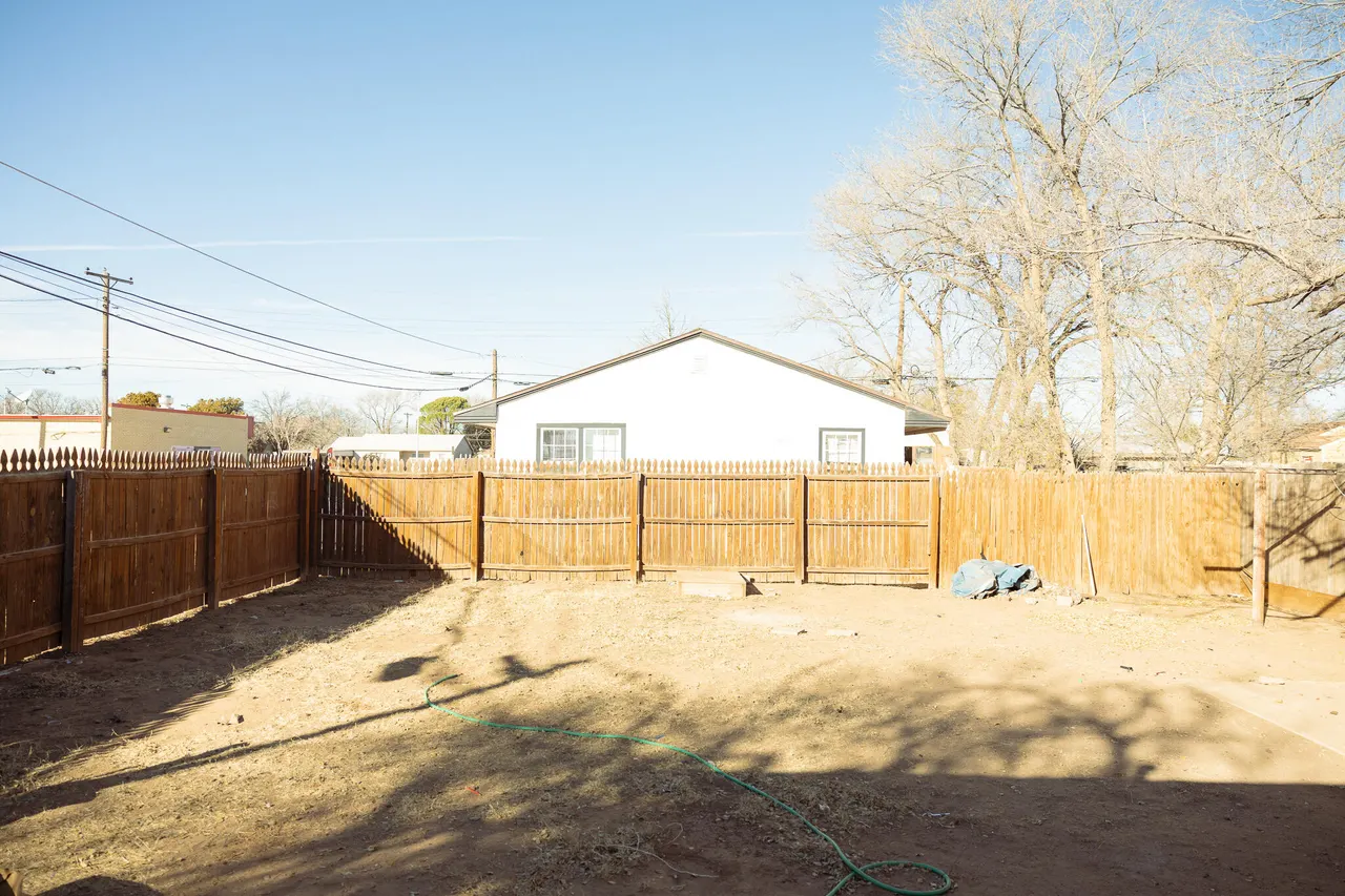 Photo 13 — 921 W 11th Street, Littlefield, TX 79339