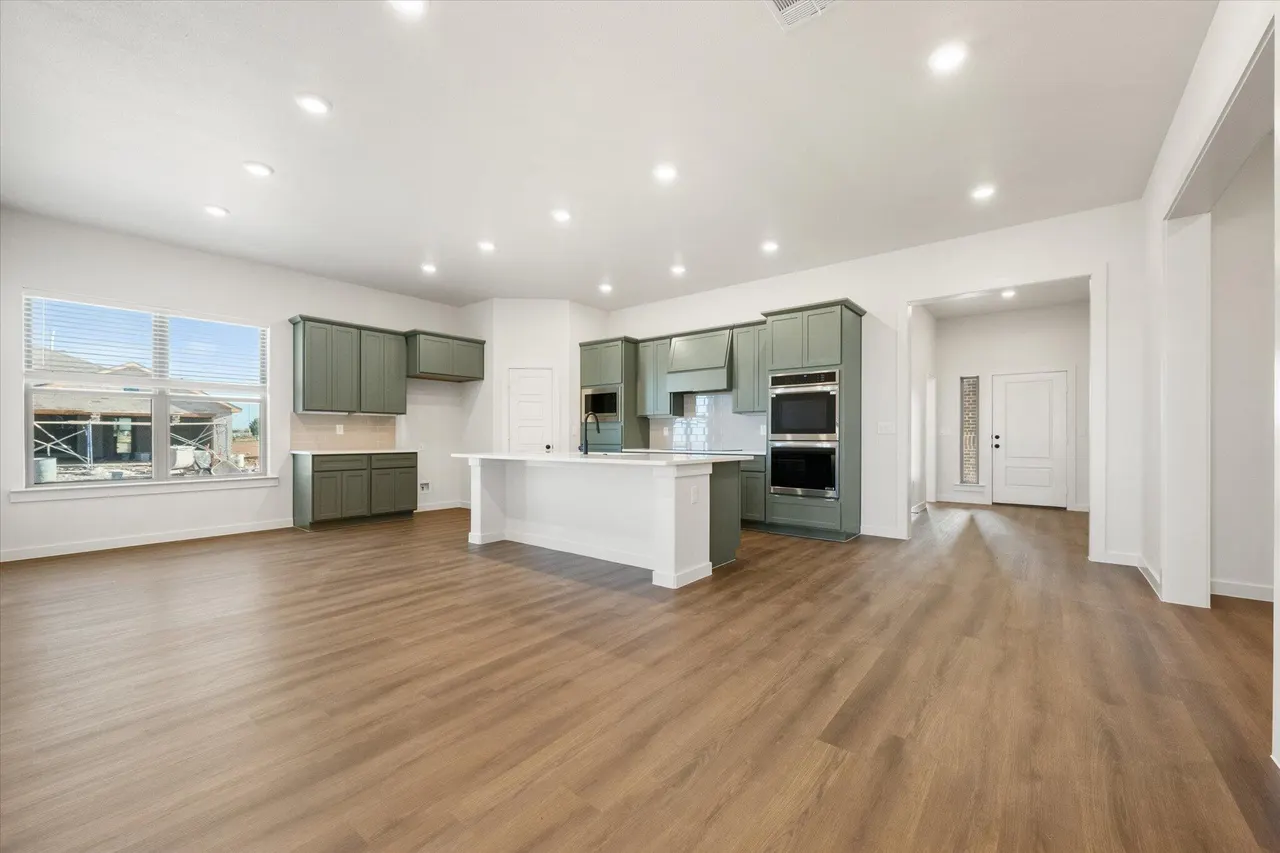 Photo 9 — 12009 Justice Avenue, Lubbock, TX 79424