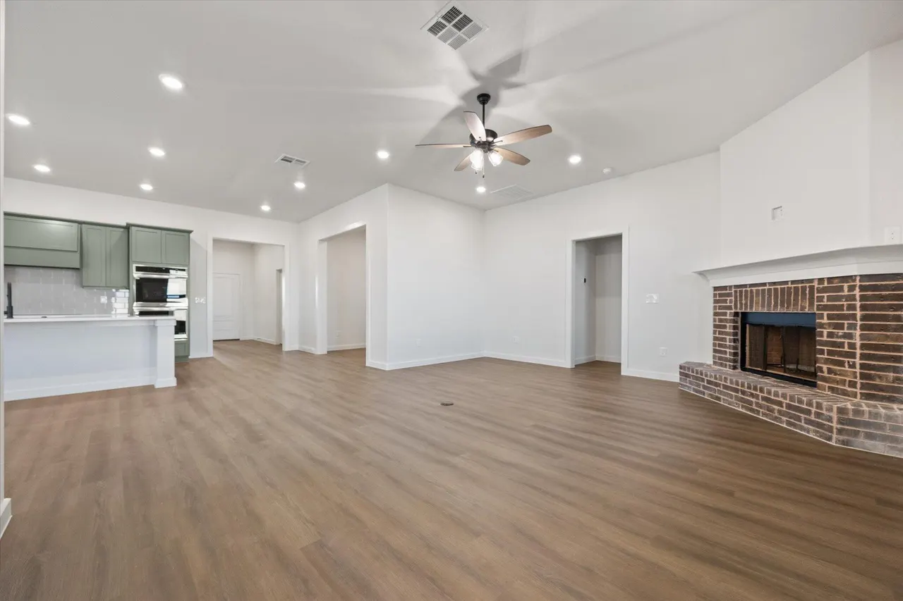 Photo 8 — 12009 Justice Avenue, Lubbock, TX 79424