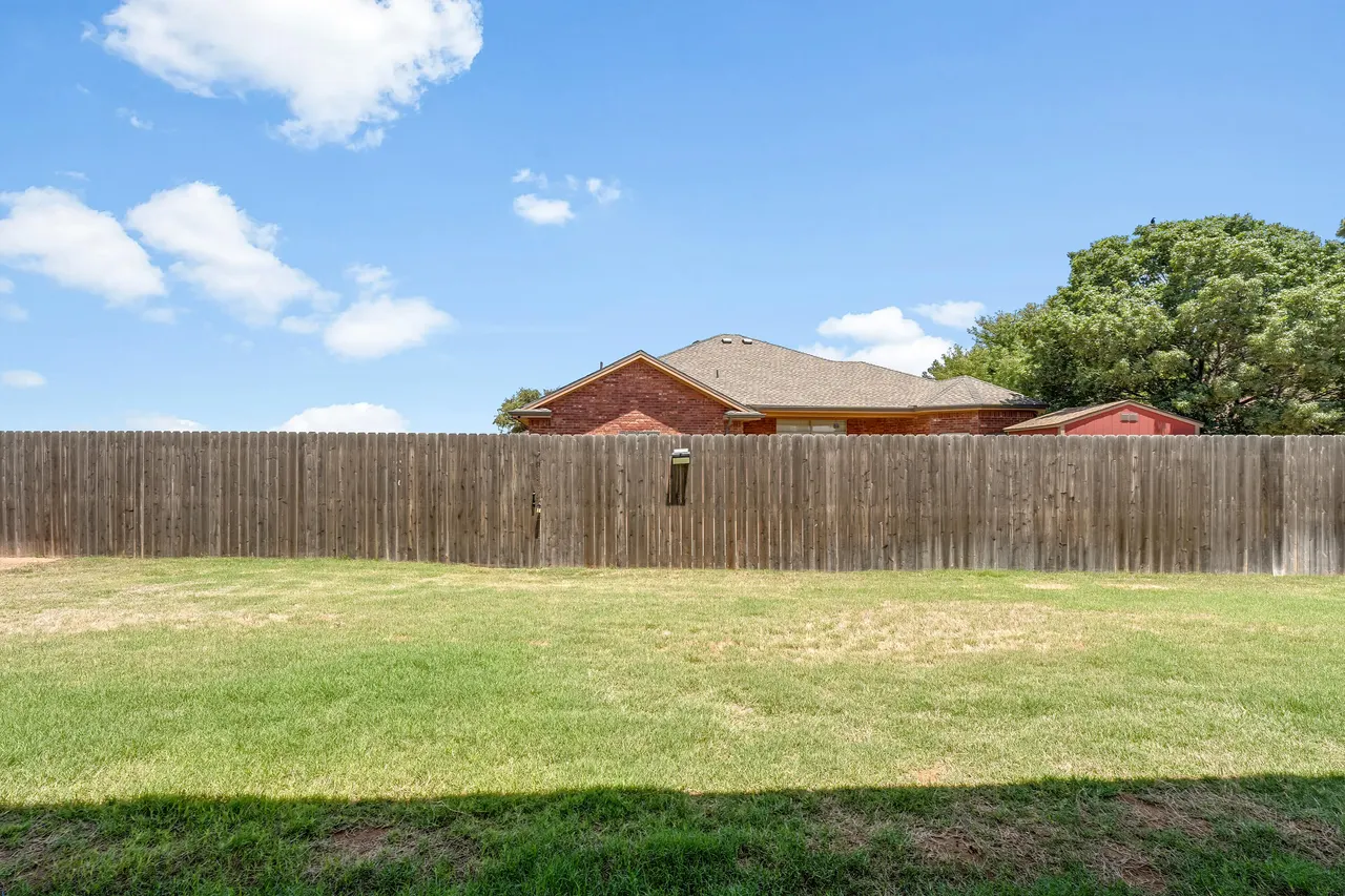 Photo 25 — 412 Cowboy Lane, Wolfforth, TX 79382