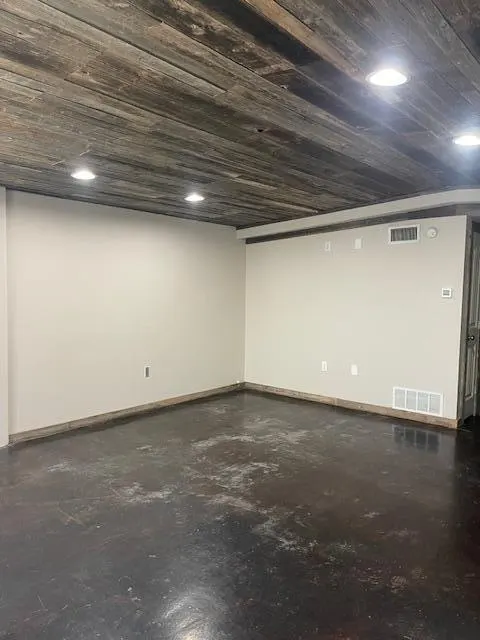 Photo 9 — 3920 Avenue U, Lubbock, TX 79412