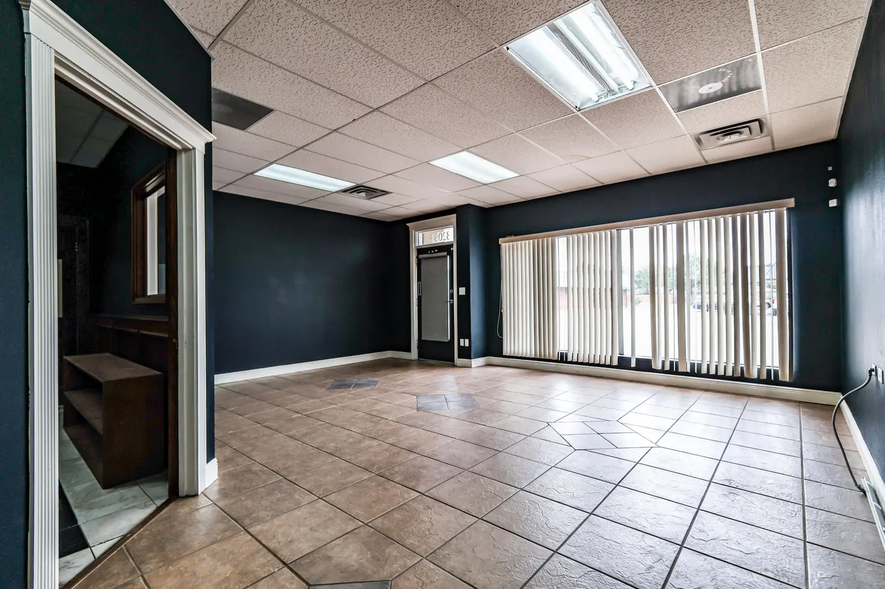 Photo 5 — 3209 34th Street B, Lubbock, TX 79410