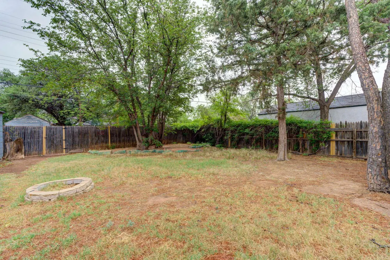 Photo 25 — 2206 32nd Street, Lubbock, TX 79411
