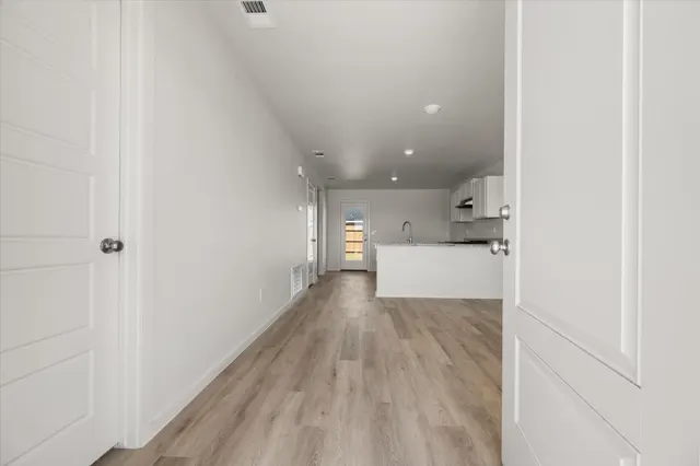 Photo 4 — 8318 25th Street, Lubbock, TX 79407