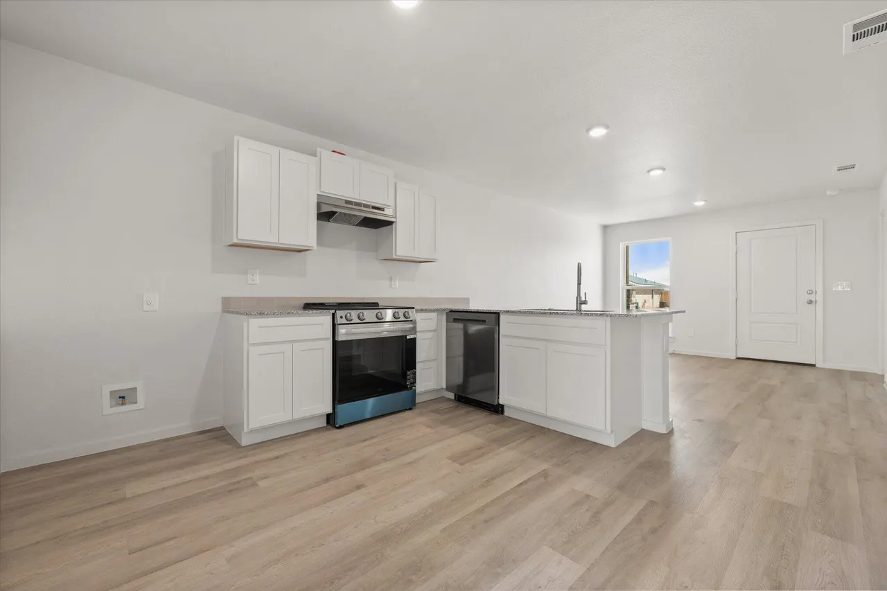 Photo 13 — 8318 25th Street, Lubbock, TX 79407