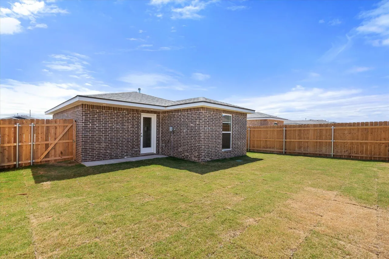 Photo 23 — 8318 25th Street, Lubbock, TX 79407