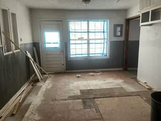 Photo 5 — 2701 2nd Street, Lubbock, TX 79415