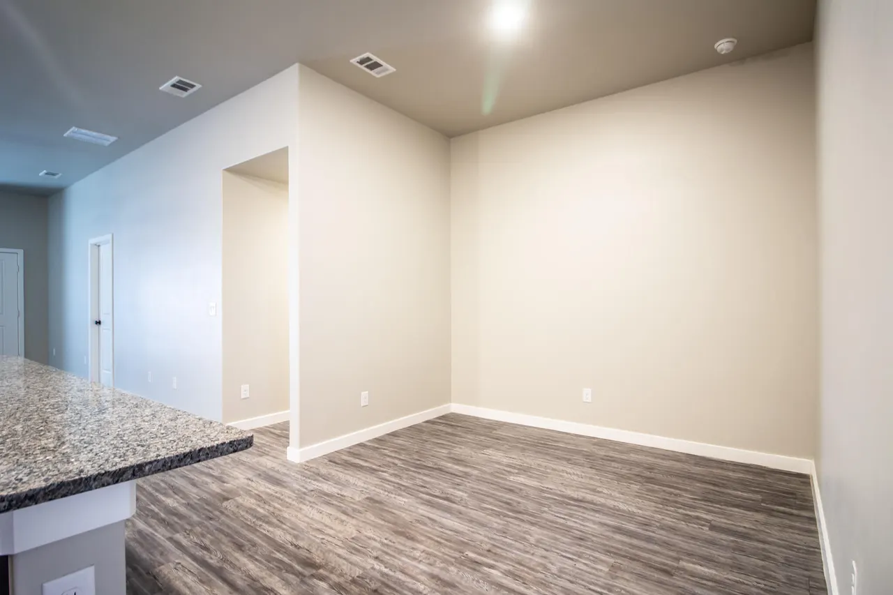 Photo 7 — 3213 Waverly Avenue, Lubbock, TX 79407