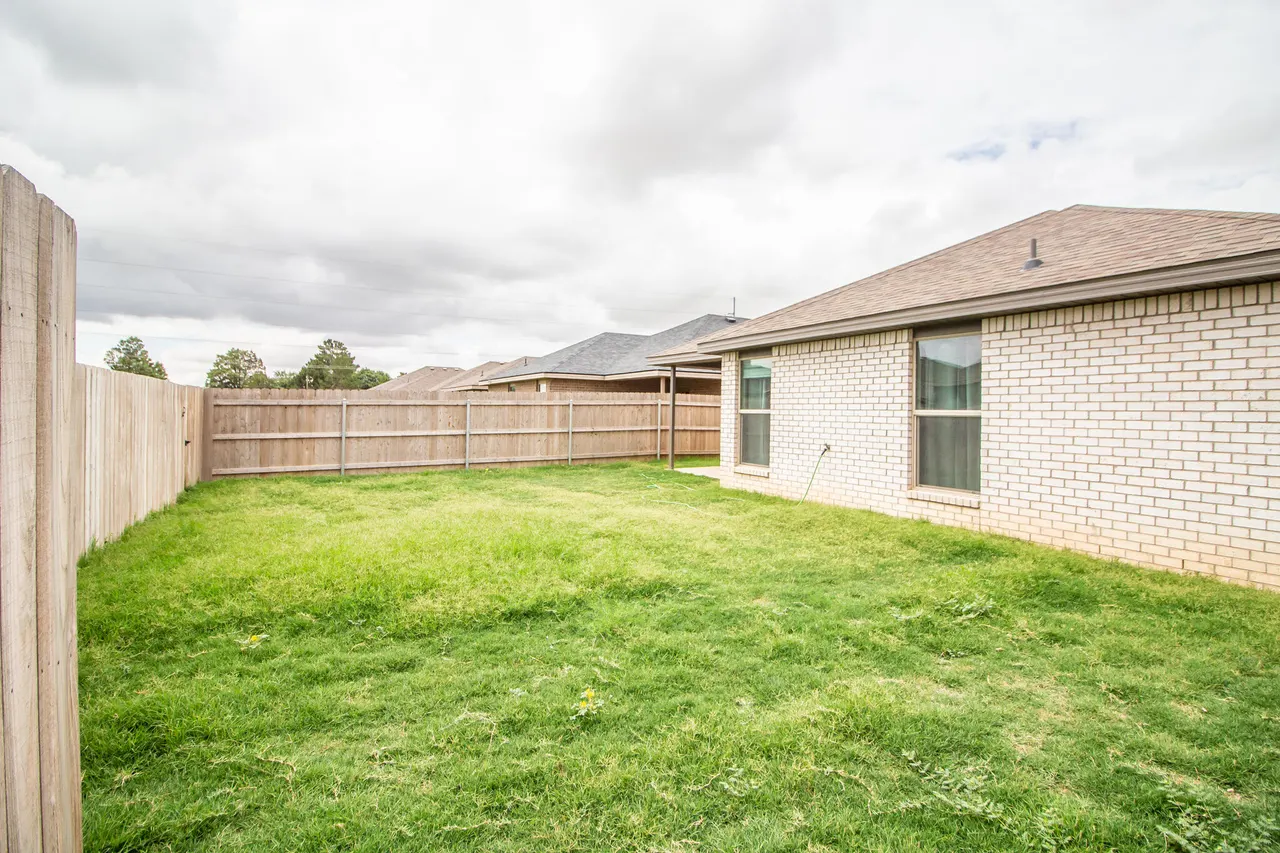 Photo 18 — 3213 Waverly Avenue, Lubbock, TX 79407