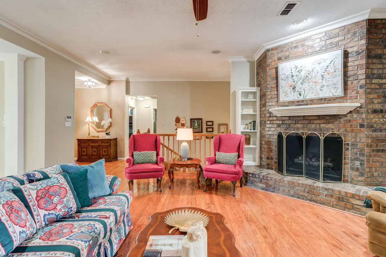 Photo 10 — 112 N York Avenue, Lubbock, TX 79416