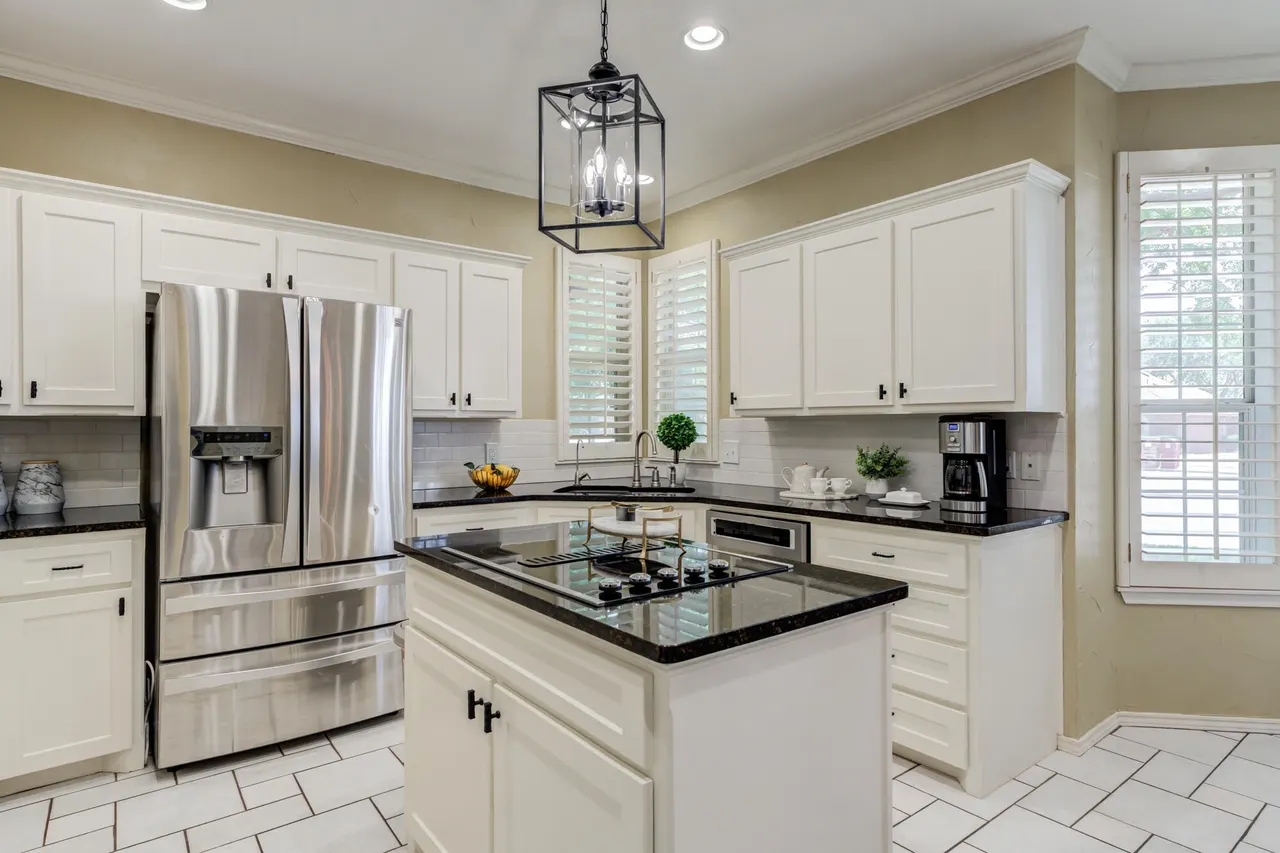 Photo 17 — 112 N York Avenue, Lubbock, TX 79416