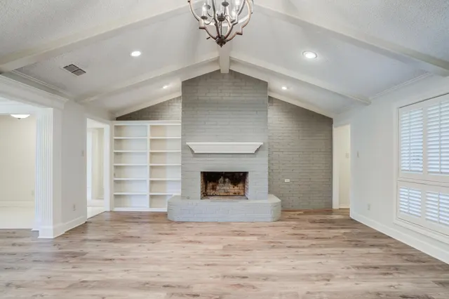 Photo 7 — 8602 Utica Avenue, Lubbock, TX 79424