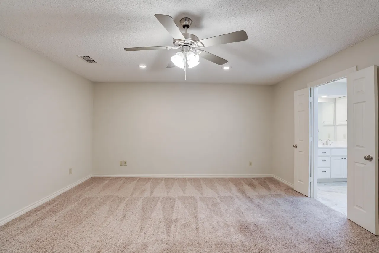 Photo 40 — 8602 Utica Avenue, Lubbock, TX 79424
