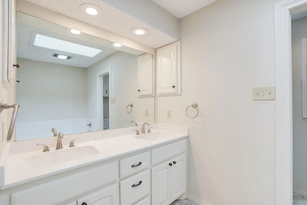 Photo 43 — 8602 Utica Avenue, Lubbock, TX 79424
