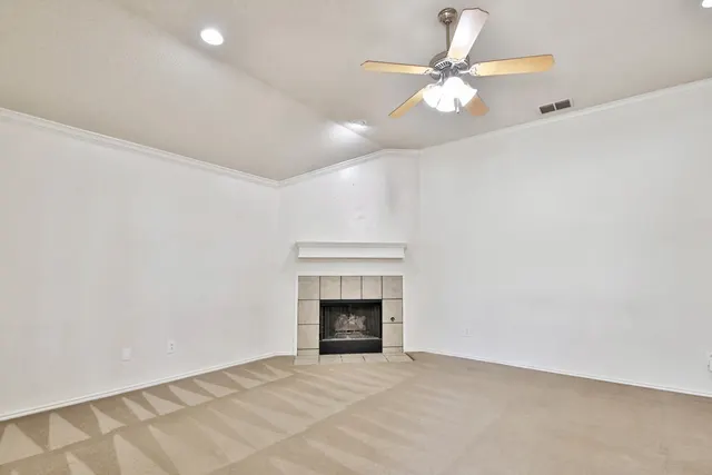 Photo 6 — 9806 Iola Avenue, Lubbock, TX 79424