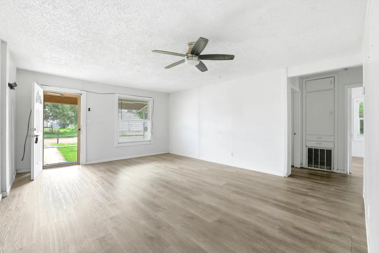Photo 6 — 205 N Emerald Street, Crosbyton, TX 79322