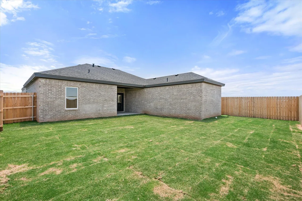 Photo 33 — 708 E 13th Street, Wolfforth, TX 79382