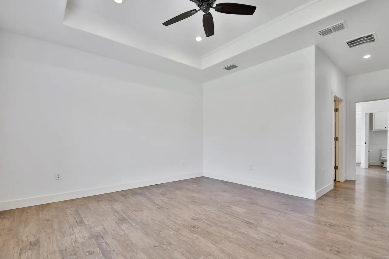 Photo 11 — 10117 Avenue W, Lubbock, TX 79423
