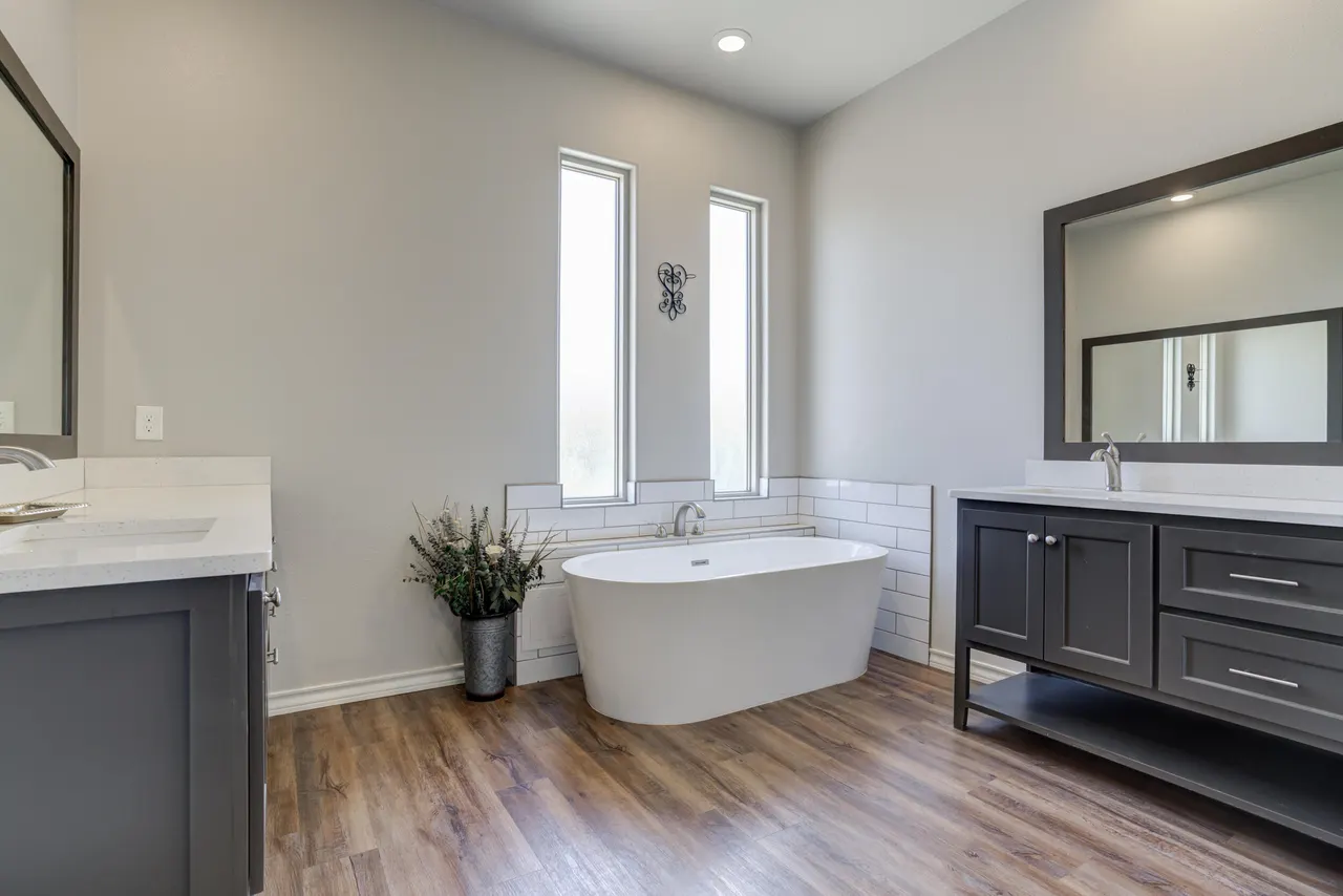 Photo 23 — 712 Ventoso Circle, Wolfforth, TX 79382