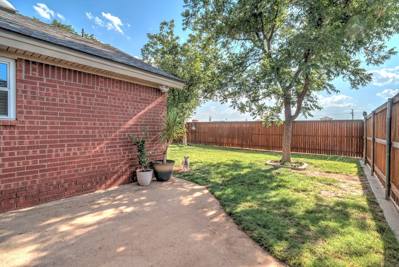 Photo 28 — 10302 York Avenue, Lubbock, TX 79424