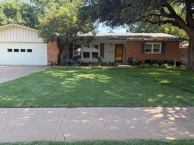 Photo 2 — 2108 55th Street, Lubbock, TX 79412