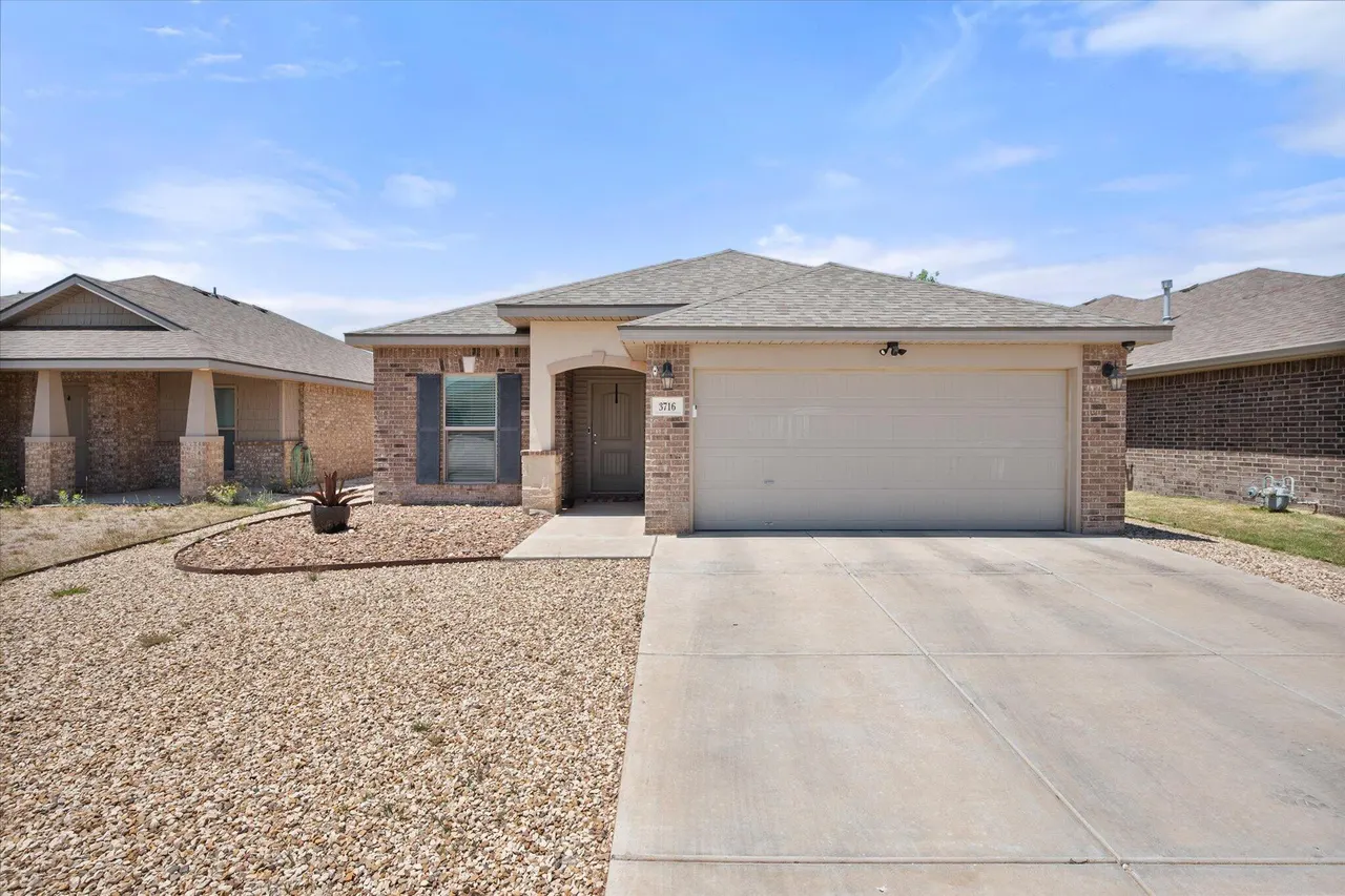 Front exterior — 3716 Oakridge Avenue, Lubbock, TX 79407
