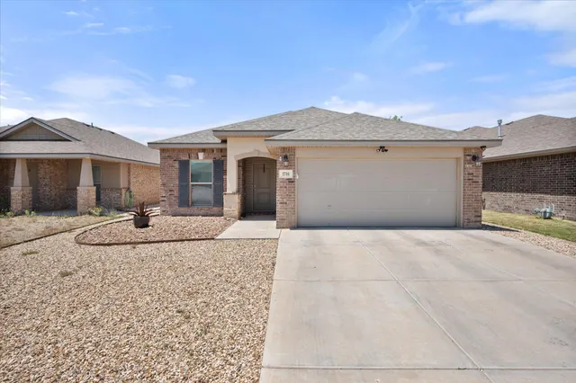 Front exterior — 3716 Oakridge Avenue, Lubbock, TX 79407