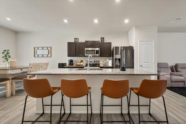 Photo 8 — 3716 Oakridge Avenue, Lubbock, TX 79407