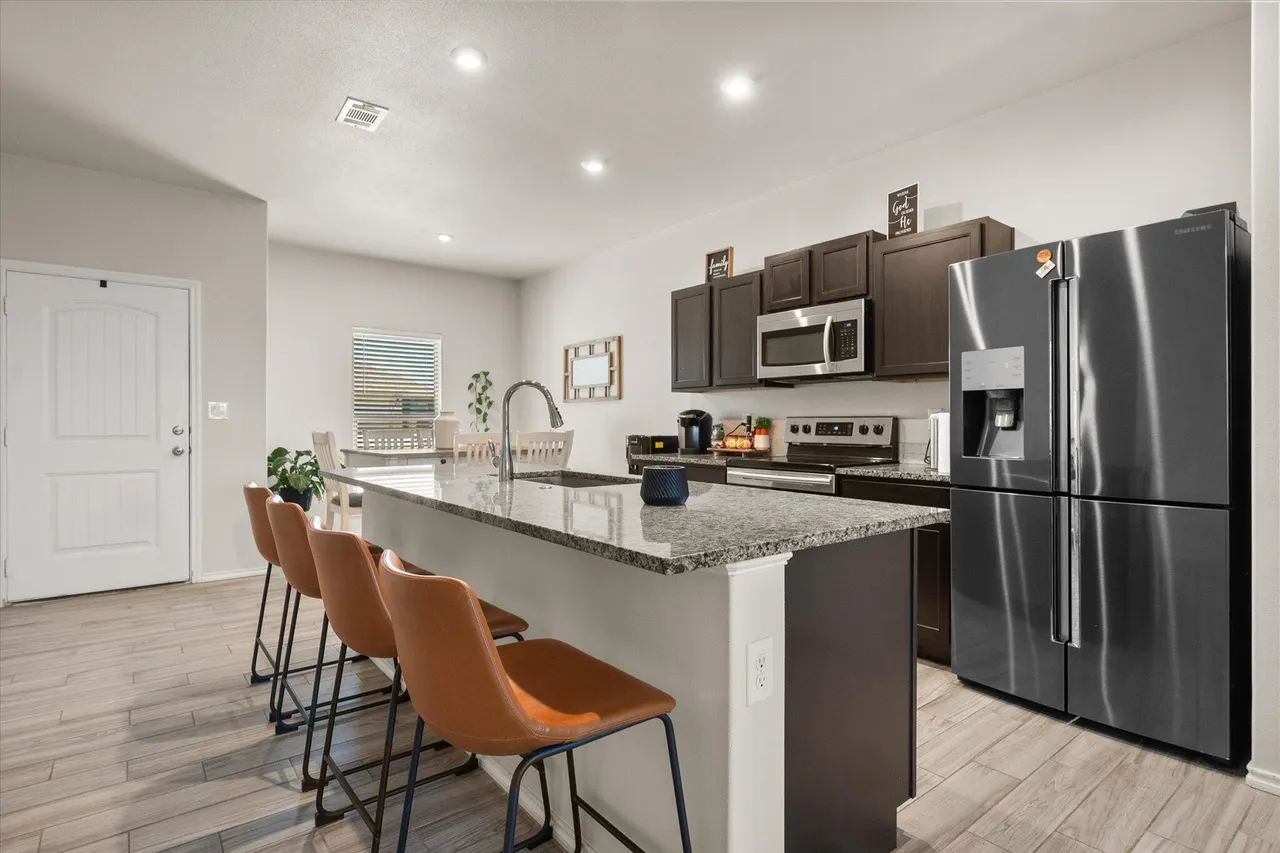 Photo 12 — 3716 Oakridge Avenue, Lubbock, TX 79407