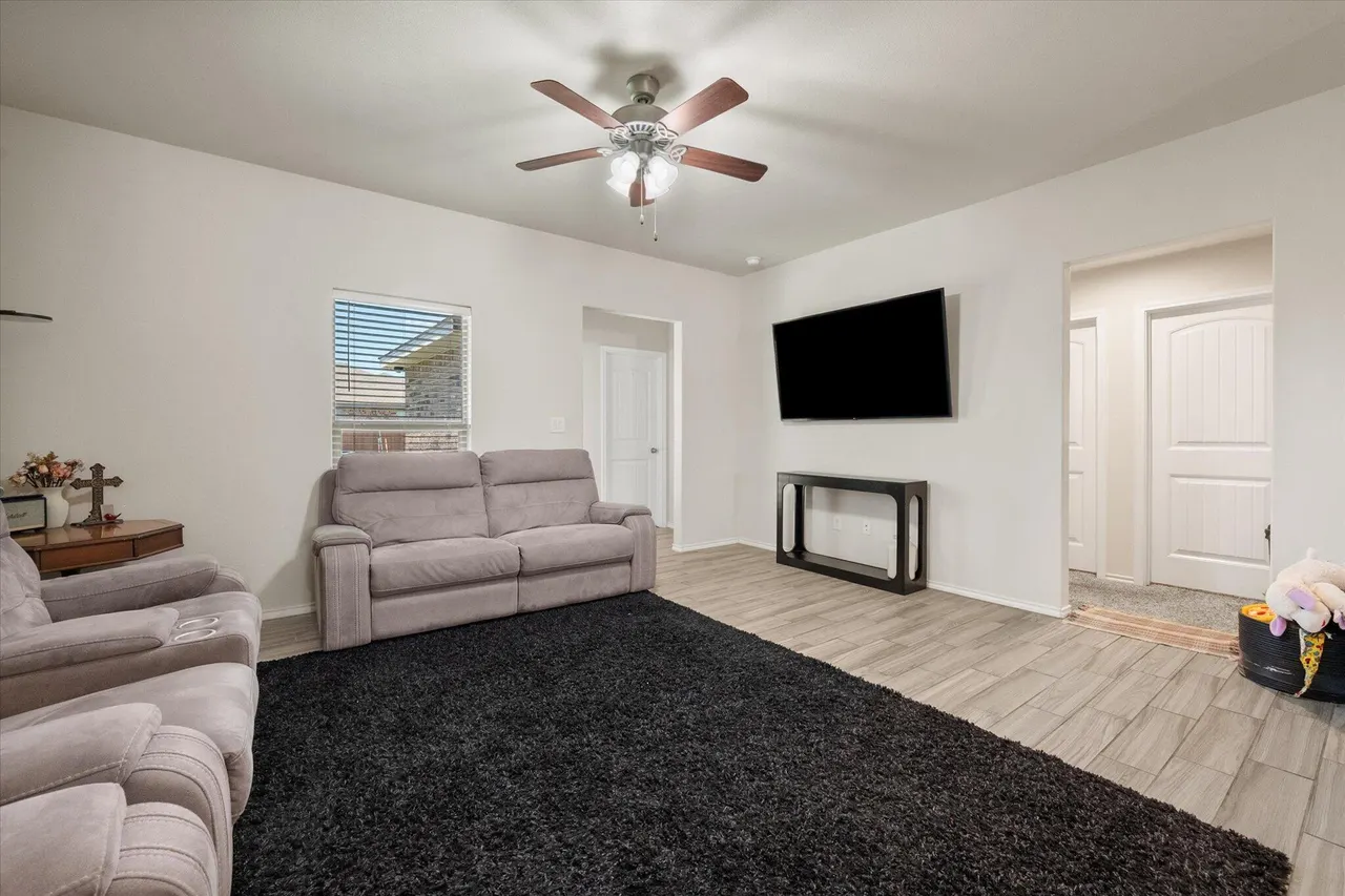 Photo 15 — 3716 Oakridge Avenue, Lubbock, TX 79407