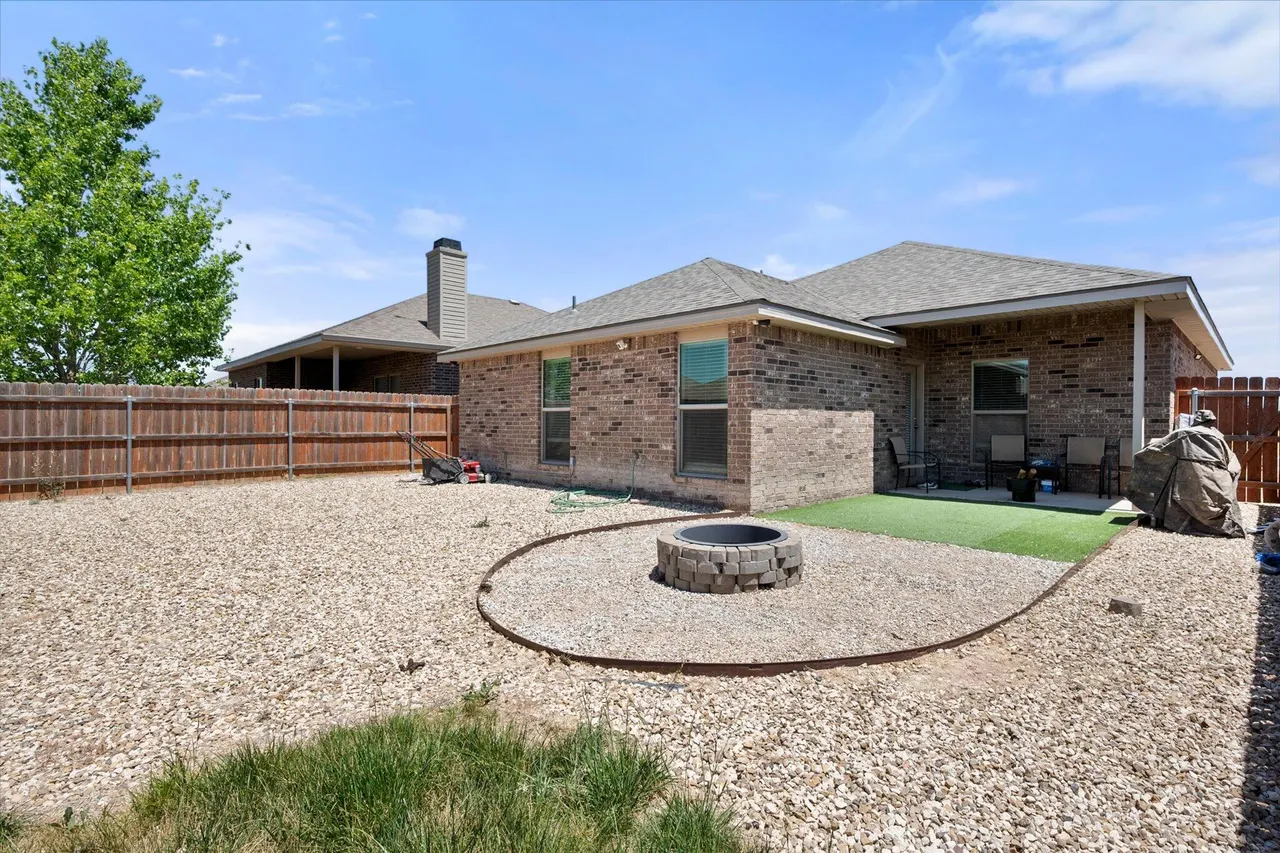 Photo 28 — 3716 Oakridge Avenue, Lubbock, TX 79407