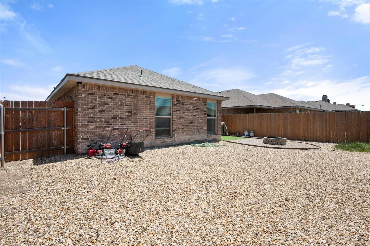 Photo 29 — 3716 Oakridge Avenue, Lubbock, TX 79407