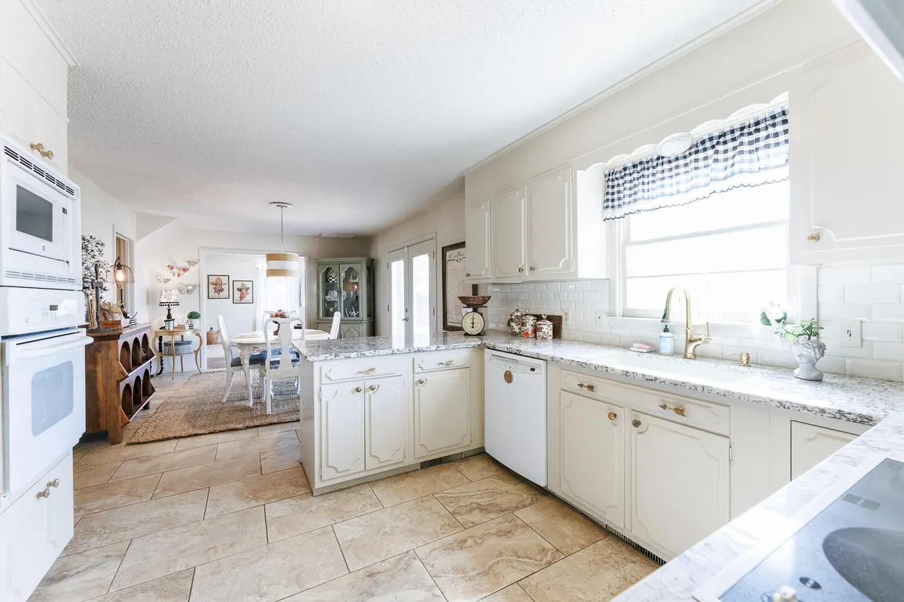 Photo 27 — 5213 17th Street, Lubbock, TX 79416