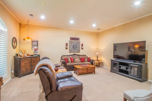 Photo 4 — 4207 97th Place, Lubbock, TX 79423