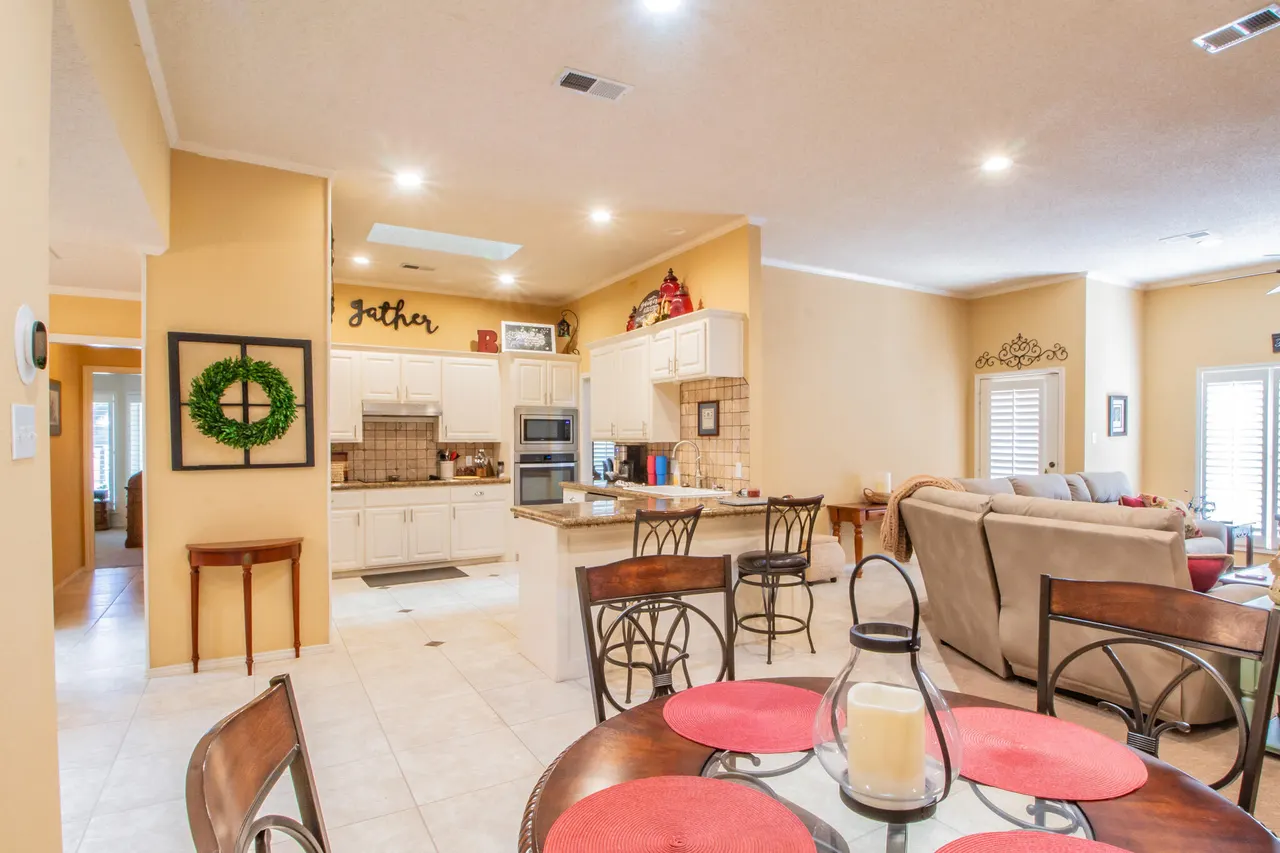 Photo 9 — 4207 97th Place, Lubbock, TX 79423
