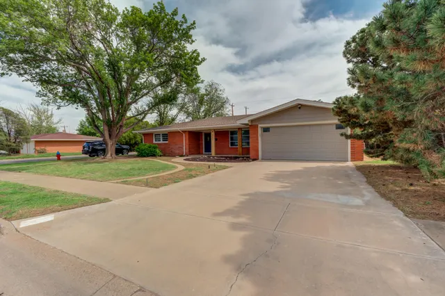 Photo 2 — 5001 13th Street, Lubbock, TX 79416
