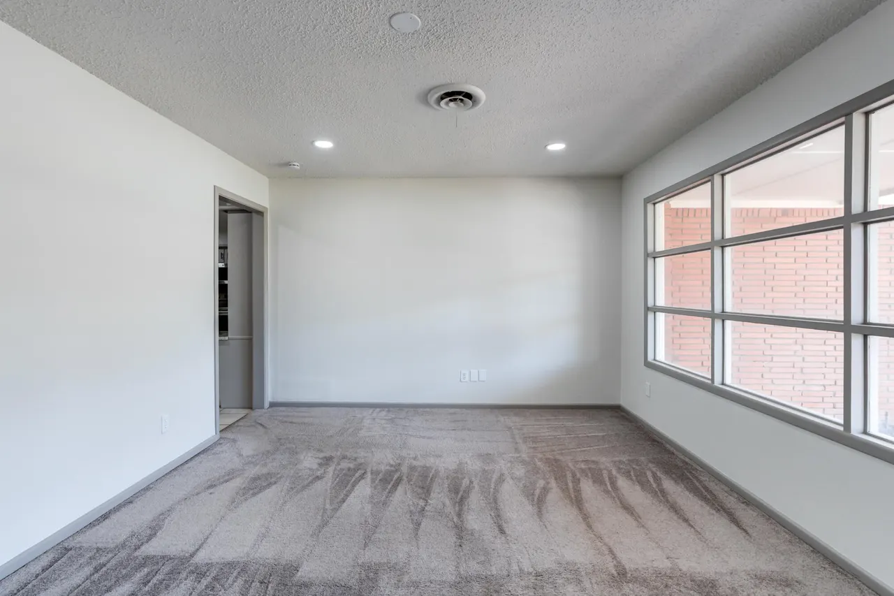 Photo 5 — 5001 13th Street, Lubbock, TX 79416