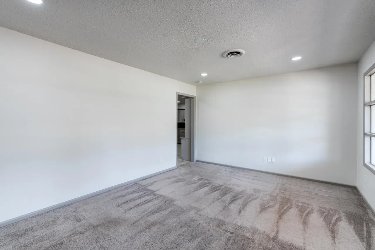 Photo 7 — 5001 13th Street, Lubbock, TX 79416