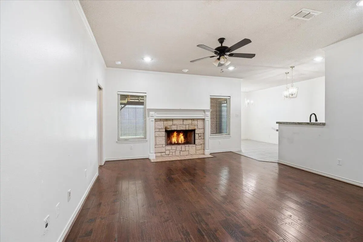 Photo 7 — 5620 100th Street, Lubbock, TX 79424