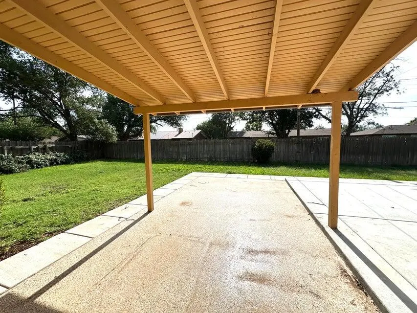 Photo 23 — 1812 Floydada Street, Plainview, TX 79072
