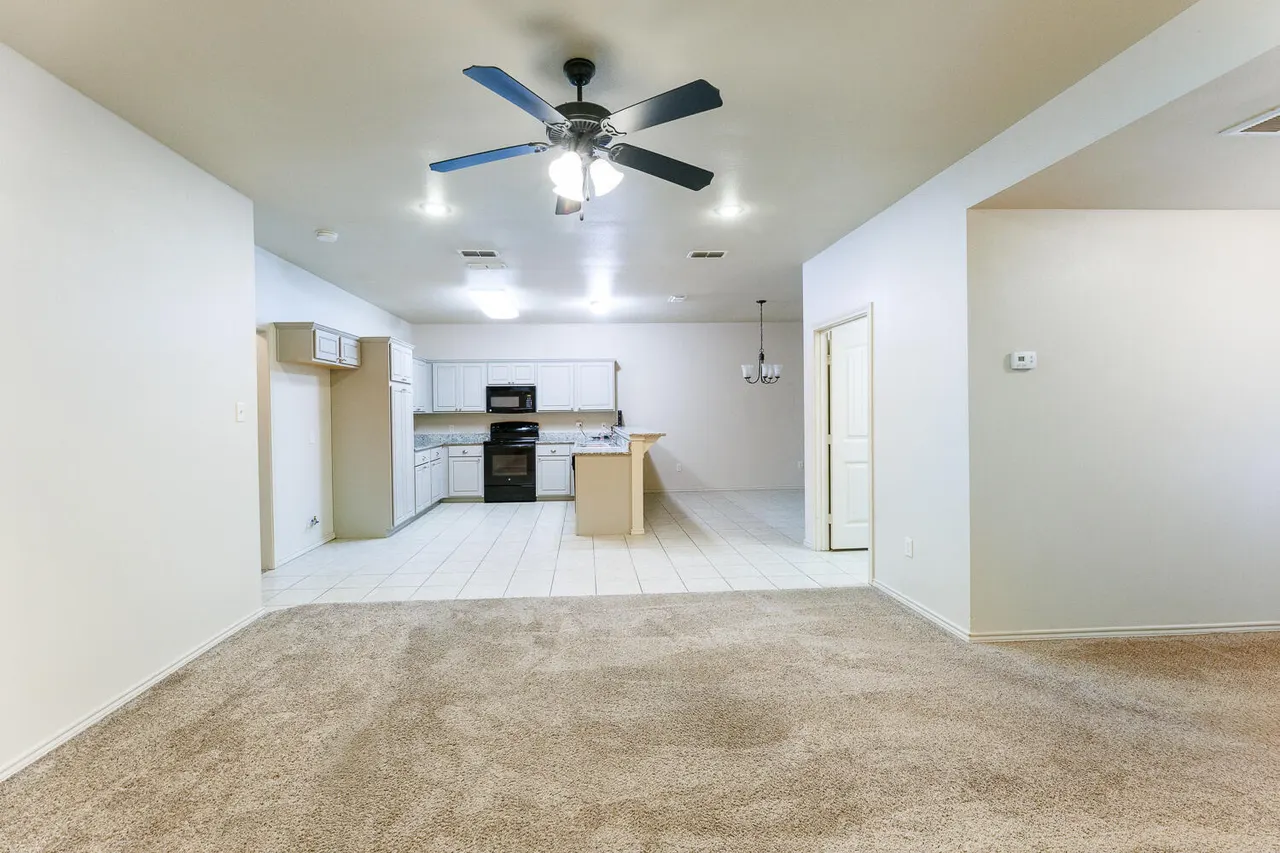 Photo 8 — 3113 113th Street, Lubbock, TX 79423