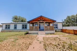 Sold home at 9918 N Chester Avenue
