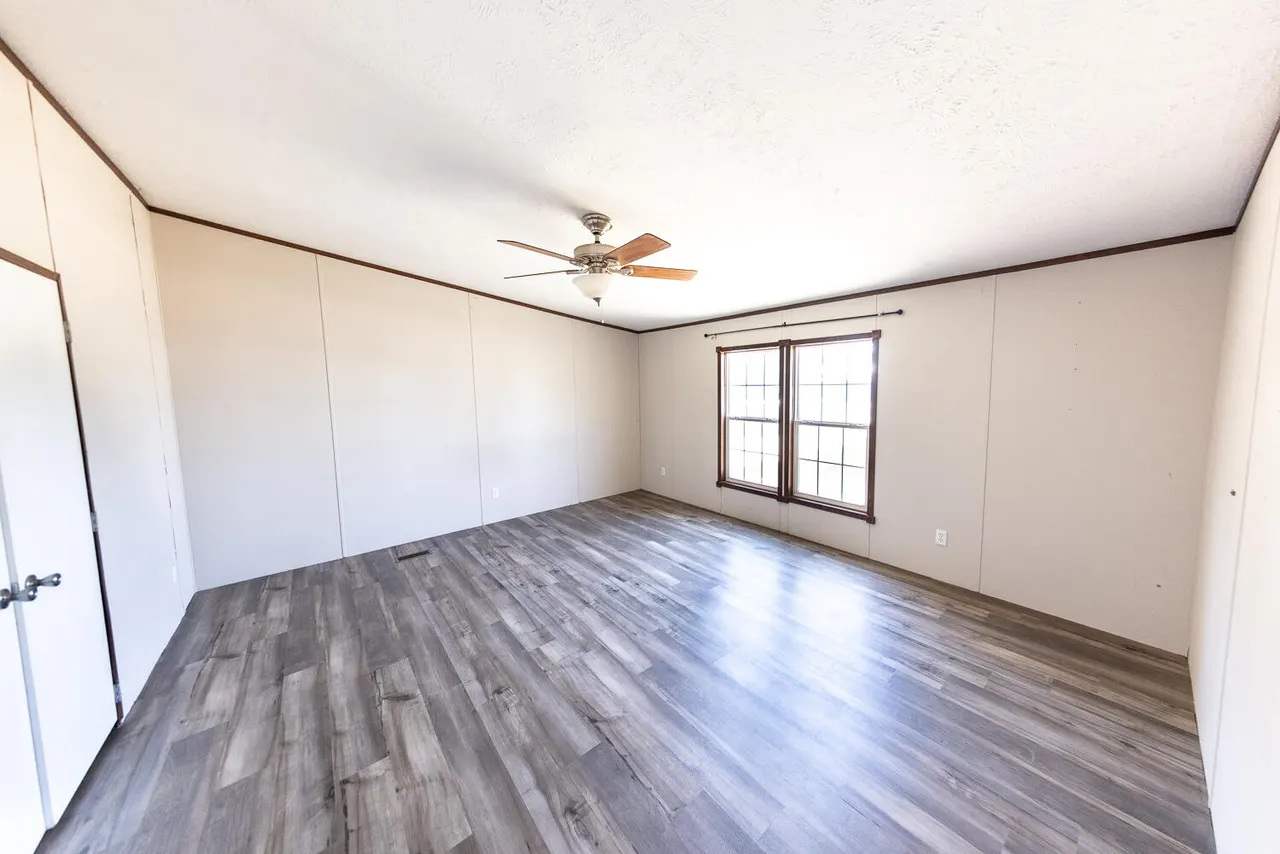 Photo 6 — 9918 N Chester Avenue, Lubbock, TX 79415