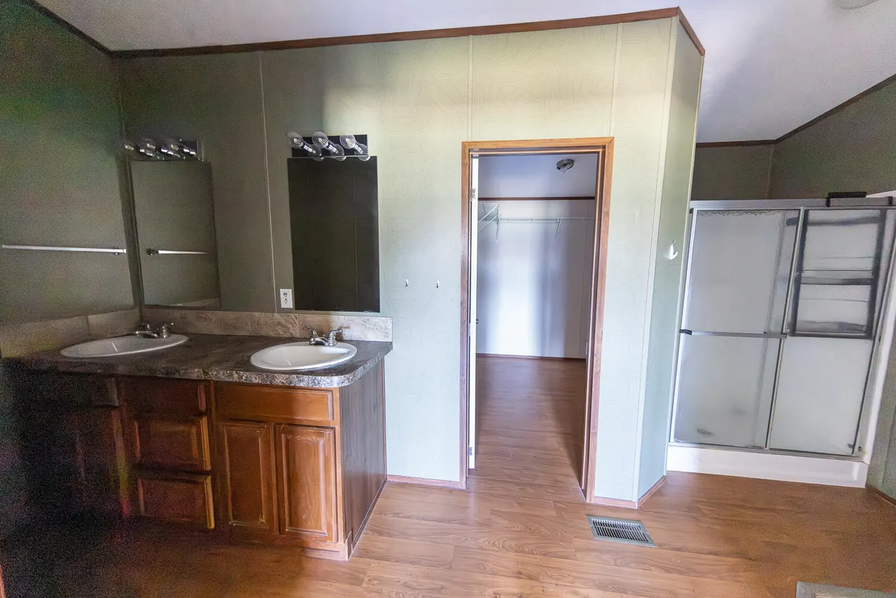 Photo 7 — 9918 N Chester Avenue, Lubbock, TX 79415