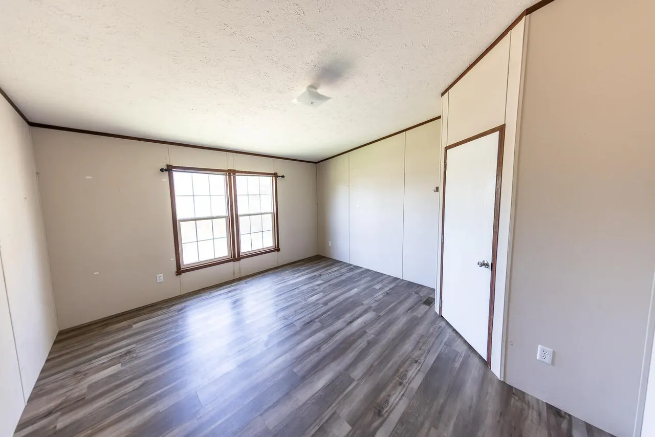 Photo 12 — 9918 N Chester Avenue, Lubbock, TX 79415
