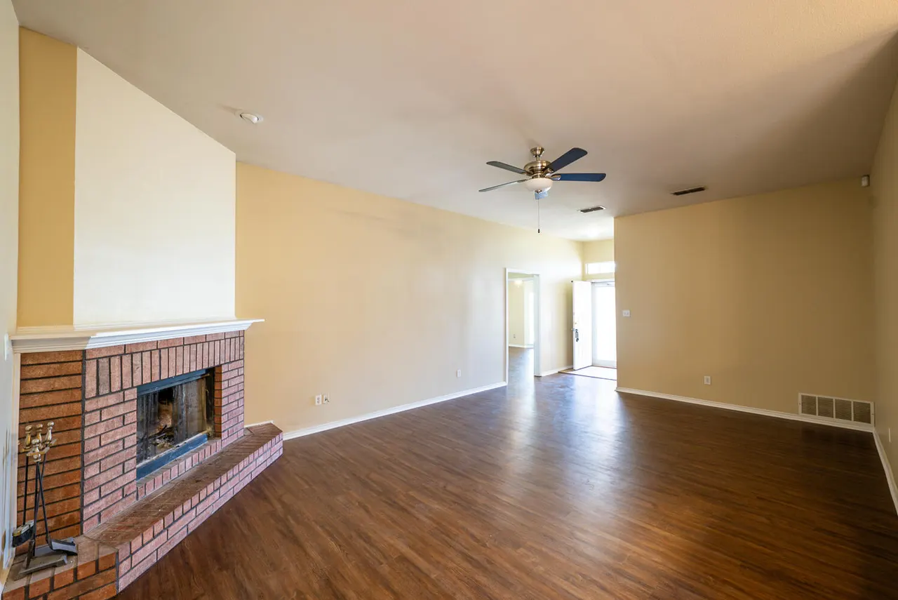 Photo 5 — 6717 89th Street, Lubbock, TX 79424