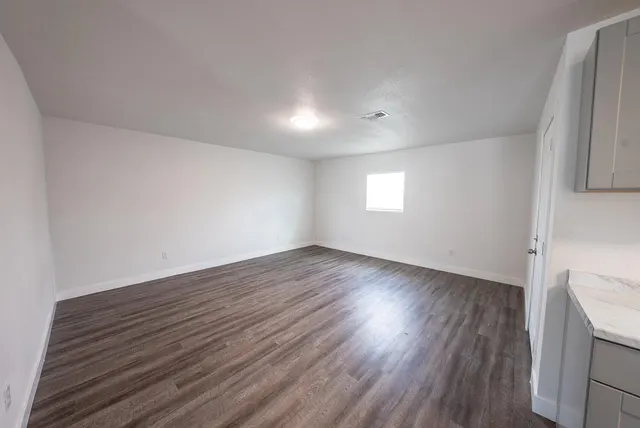 Photo 7 — 2621 E Baylor Street, Lubbock, TX 79403